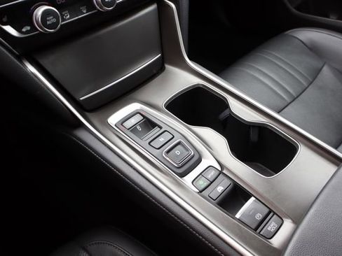 Used 2022 Honda Accord EX-L image 25