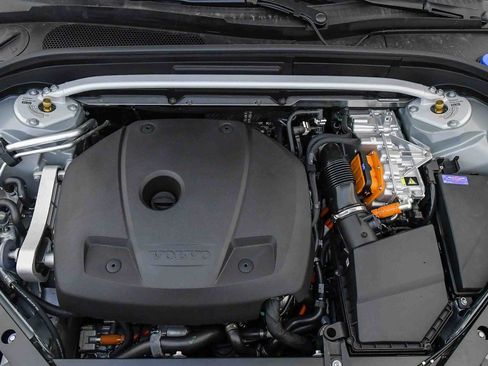 New 2026 Volvo XC60 T8 Polestar w/ Protection Package Premier AWD/4WD image 37