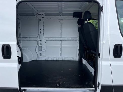 New 2025 RAM ProMaster 3500 FWD image 17