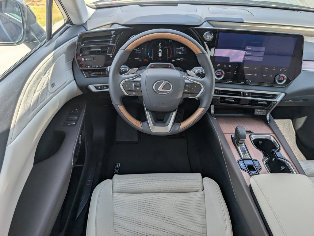Used 2026 Lexus RX 350 FWD w/ Convenience Package image 3