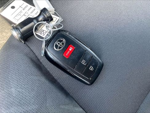 Used 2025 Toyota Tacoma SR RWD image 14