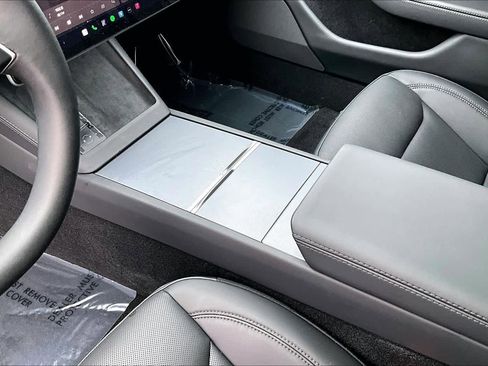 Used 2025 Tesla Model 3 Long Range image 15