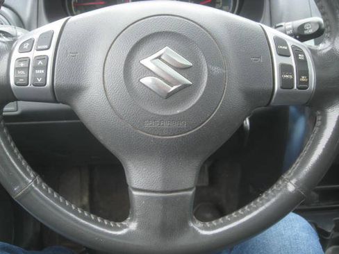 Used 2012 Suzuki SX4 Premium AWD/4WD image 27