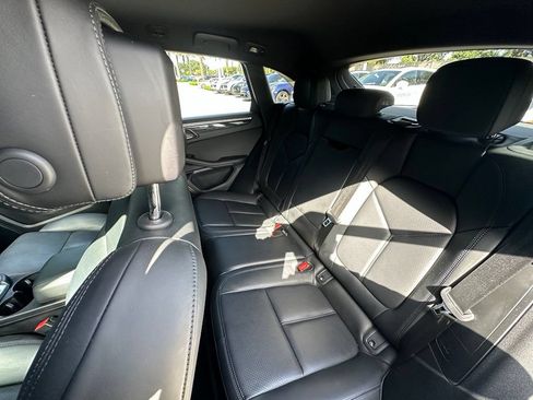 Certified 2020 Porsche Macan AWD/4WD image 38