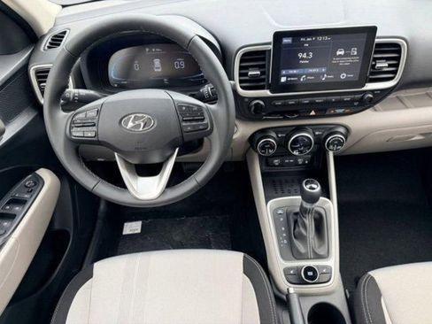 New 2026 Hyundai Venue SEL FWD image 26