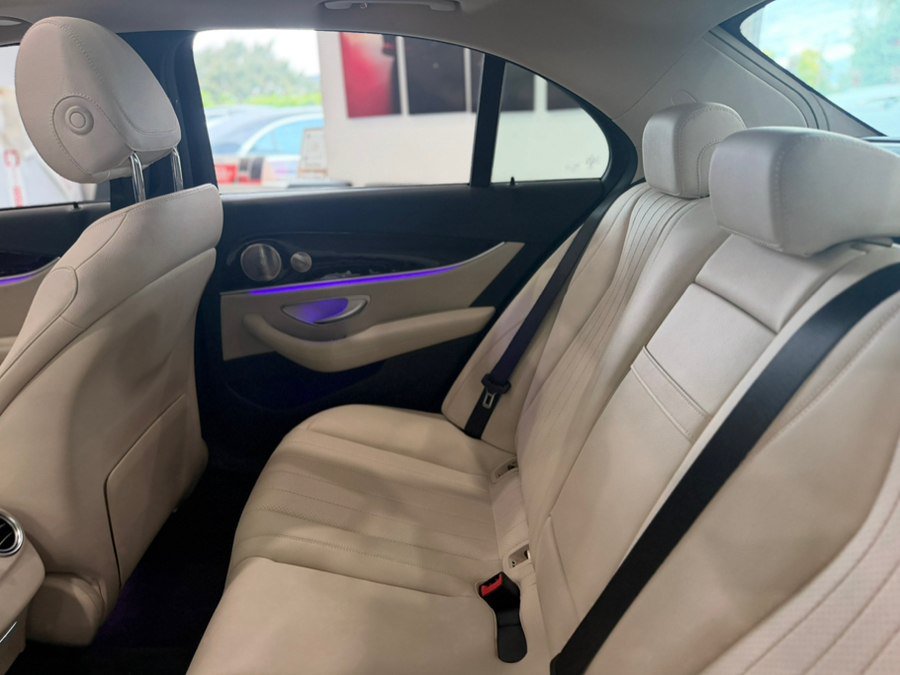 Used 2023 Mercedes-Benz E 350 4MATIC Sedan w/ Premium Package image 15
