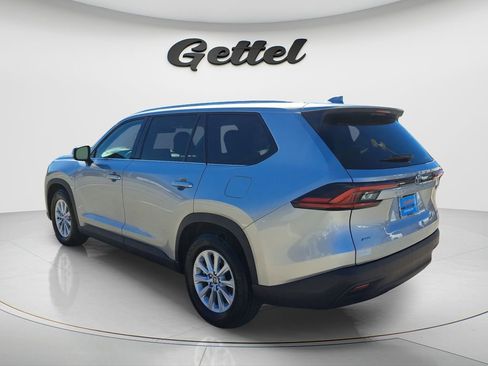 Used 2025 Toyota Grand Highlander AWD image 6