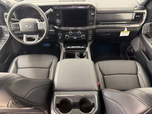 New 2026 Ford F250 Lariat w/ Tremor Off-Road Package AWD/4WD image 16
