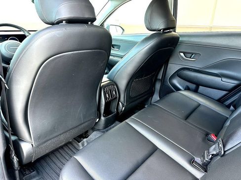 Used 2024 Hyundai Kona Limited FWD image 23