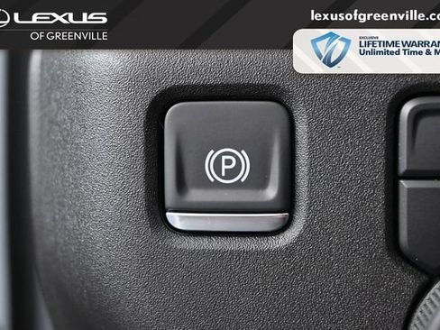 Used 2025 Chevrolet Silverado 2500 LT AWD/4WD image 15