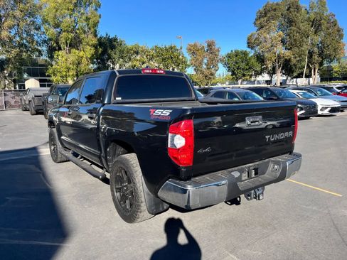 Used 2020 Toyota Tundra SR5 w/ SR5 Upgrade Package image 4