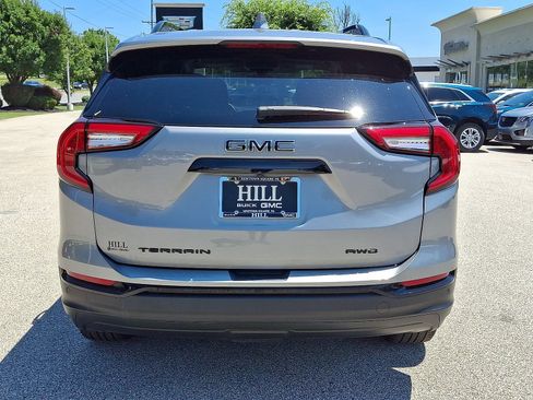 Certified 2023 GMC Terrain SLE w/ Driver Convenience Package AWD/4WD image 23