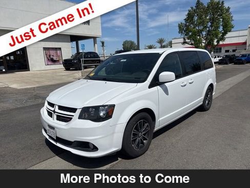 Used 2018 Dodge Grand Caravan GT FWD image 1