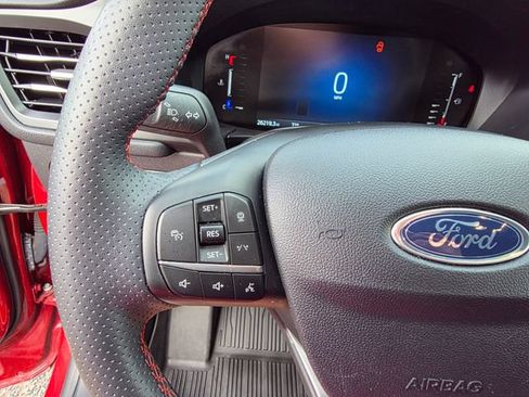 Used 2024 Ford Escape ST-Line w/ Tech Pack #1 AWD/4WD image 28