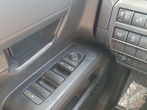 Certified 2026 Toyota Tacoma SR5 image 18