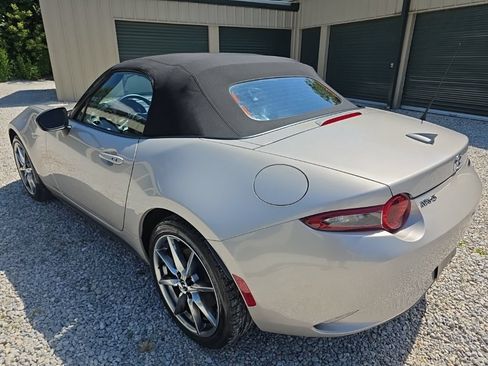 Certified 2022 MAZDA MX-5 Miata Grand Touring RWD image 5