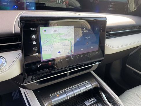 Used 2024 Lincoln Nautilus Black Label image 23