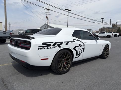 Used 2018 Dodge Challenger SRT Hellcat image 13