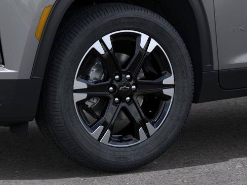 New 2027 Chevrolet Traverse LT w/ Sun and Wheel Package AWD/4WD image 9
