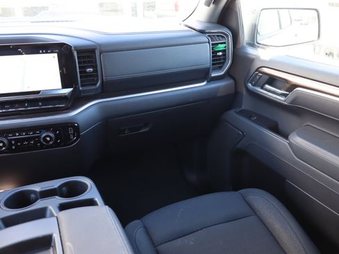 Used 2025 Chevrolet Silverado 1500 LT Trail Boss w/ Protection Package image 15