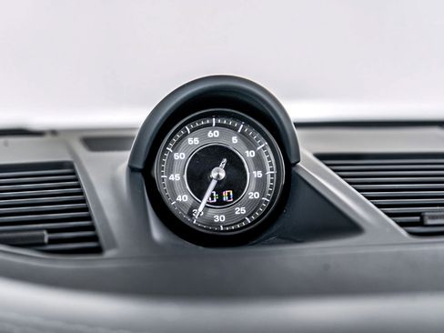 Used 2022 Porsche 911 Turbo S image 47