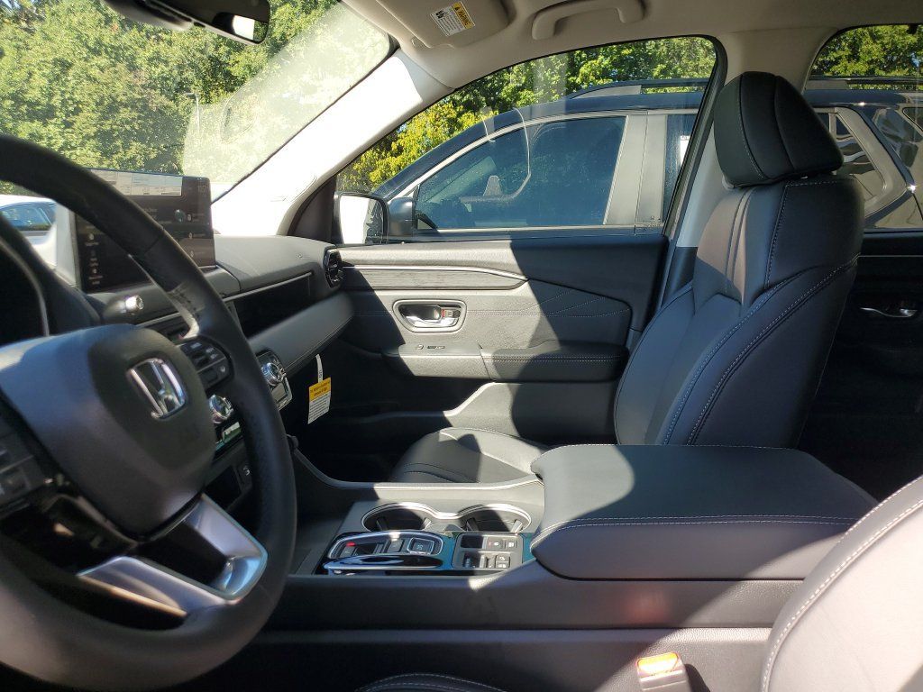New 2026 Honda Pilot Touring image 15
