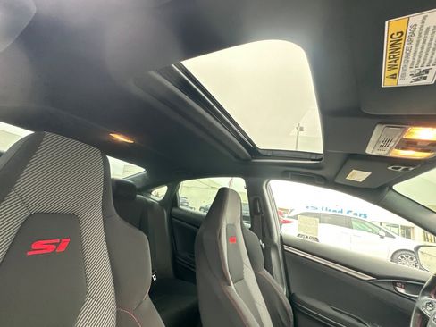 Certified 2018 Honda Civic Si image 16