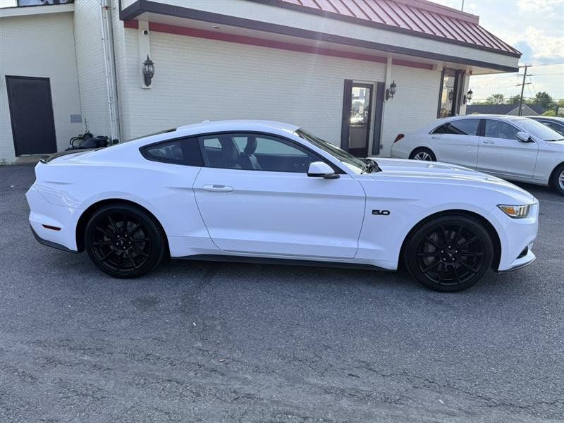 Used 2016 Ford Mustang GT Premium w/ Equipment Group 401A RWD image 4