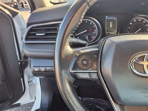 Used 2023 Toyota Camry SE image 64