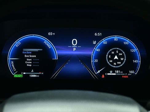 Used 2025 Toyota Sienna XSE w/ XSE Plus Package AWD/4WD image 26