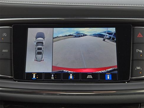 Used 2024 Buick Enclave Premium image 13
