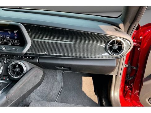 Used 2019 Chevrolet Camaro ZL1 RWD image 40