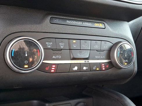 Used 2023 Ford Escape ST-Line image 19