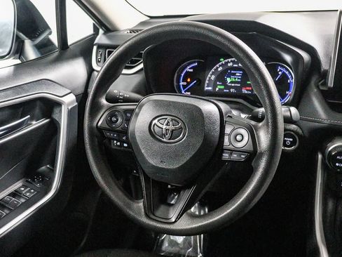 Certified 2024 Toyota RAV4 XLE AWD/4WD image 17