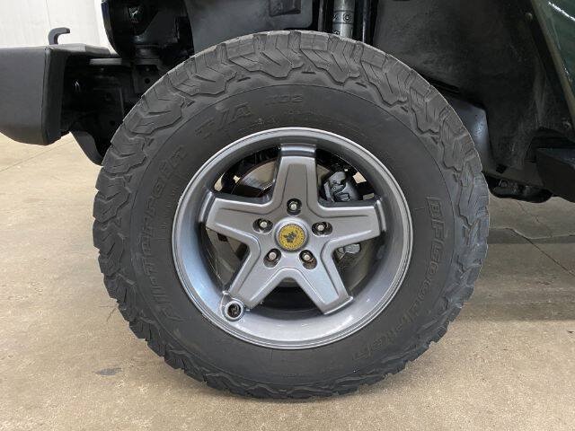 Used 2011 Jeep Wrangler Unlimited Sahara AWD/4WD image 29