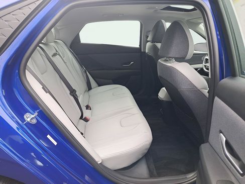 Used 2026 Hyundai Elantra Limited FWD image 14
