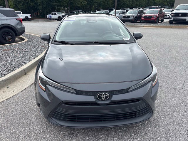 Used 2024 Toyota Corolla LE FWD image 3
