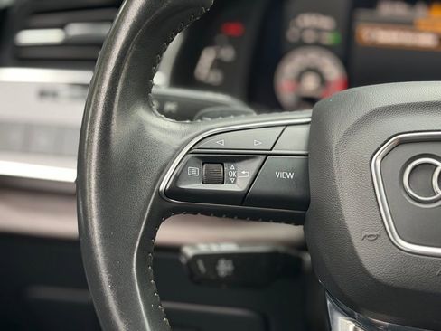Used 2019 Audi Q8 Premium Plus w/ Premium Plus AWD/4WD image 44