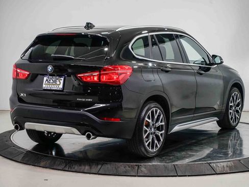 Used 2021 BMW X1 sDrive28i image 4