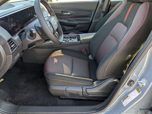 New 2026 Nissan Sentra SR w/ Floor Mat Package image 14
