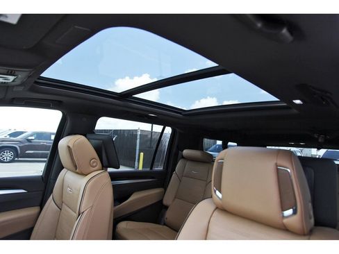 New 2026 Cadillac Escalade ESV Luxury w/ Touring Package AWD/4WD image 24