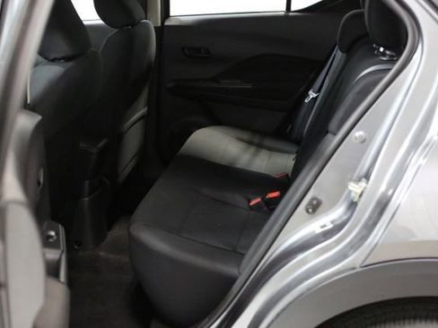 Certified 2025 Nissan Kicks Play S image 24