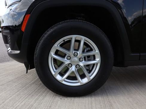 New 2026 Jeep Grand Cherokee L Laredo AWD/4WD image 22