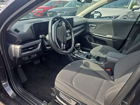 Used 2025 Kia K4 FWD image 5