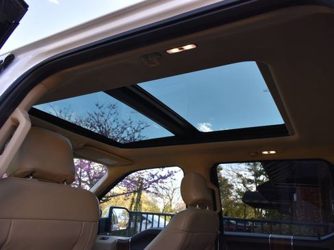 Used 2016 Ford F150 Lariat w/ Equipment Group 502A Luxury image 15