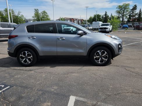 Used 2020 Kia Sportage LX AWD/4WD image 14