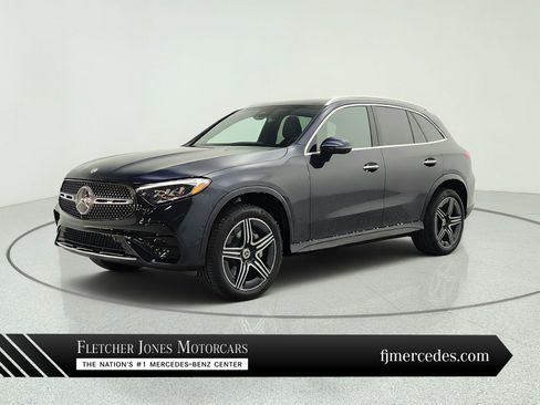Used 2023 Mercedes-Benz GLC 300 4MATIC image 1