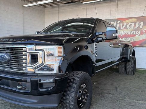 Used 2020 Ford F350 Platinum image 6