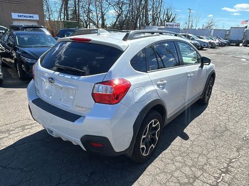 Used 2016 Subaru Crosstrek 2.0i Limited image 5