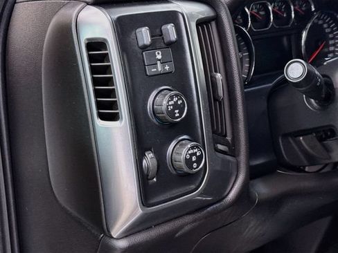 Used 2014 Chevrolet Silverado 1500 LT w/ LT Convenience Package AWD/4WD image 10
